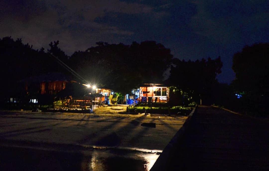 Tajau Laut Guesthouse Kudat Exterior foto